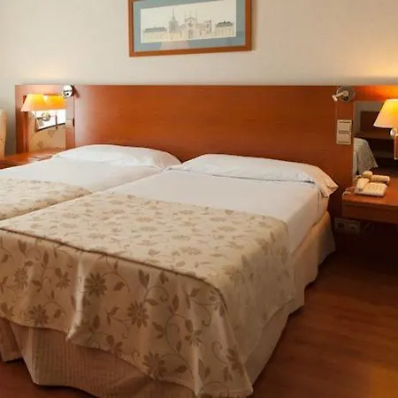 Tryp San Lazaro 4* Santiago de Compostela
